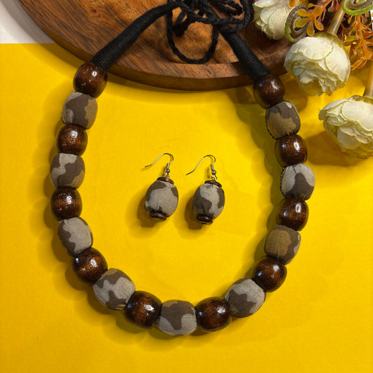 Sofia Beaded Necklace Set