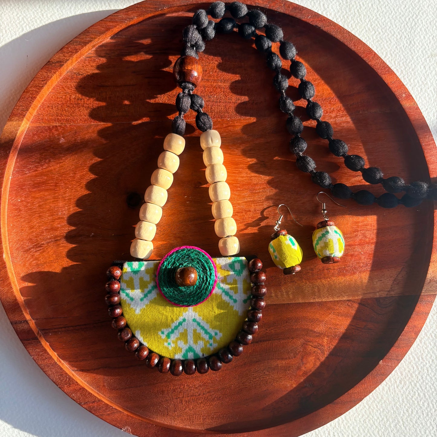 Zoya Necklace Set ( Green Ikat )
